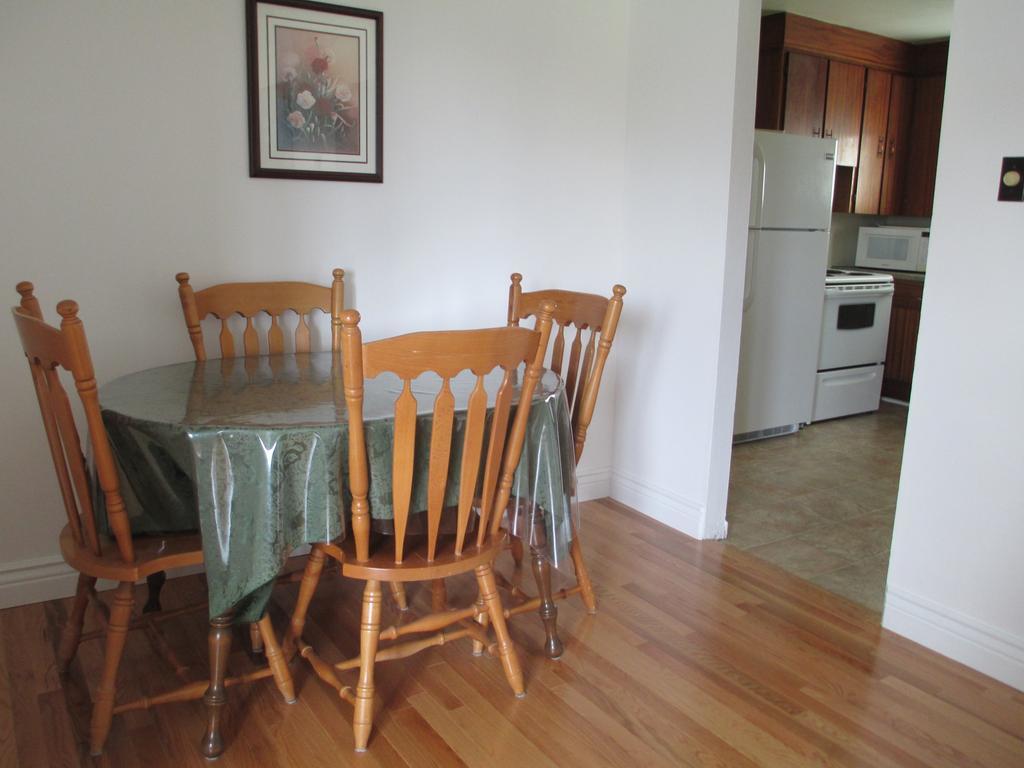Comerford'S Ocean View Suites Holyrood Habitación foto