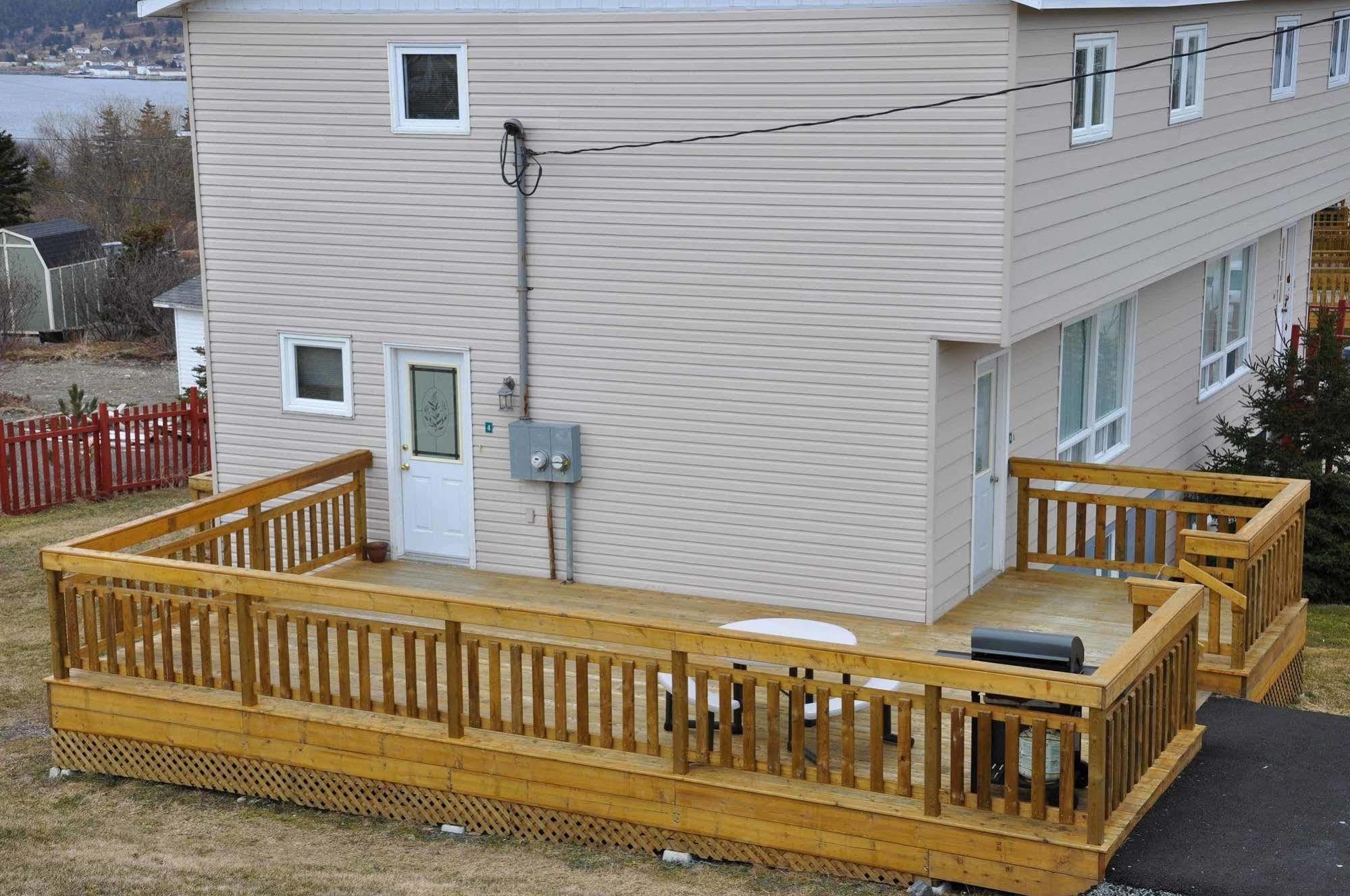 Comerford'S Ocean View Suites Holyrood Exterior foto